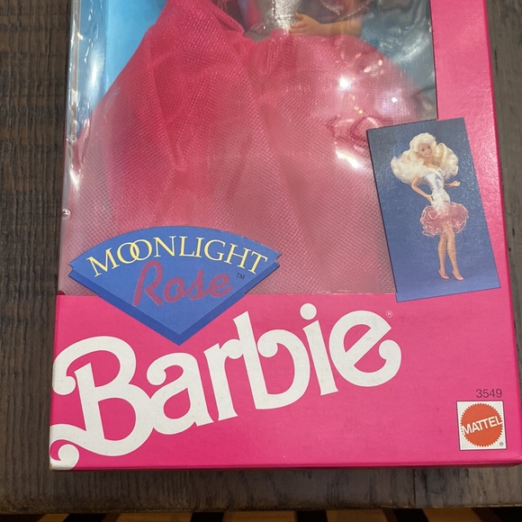 NRFB - Vintage Moonlight Rose Barbie Doll 🌕🌹 - Picture 4 of 8